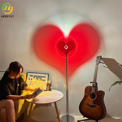 چراغ رومیزی LED کنار تخت قرمز Love Heart برای دکوراسیون فضای رمانتیک اتاق خواب